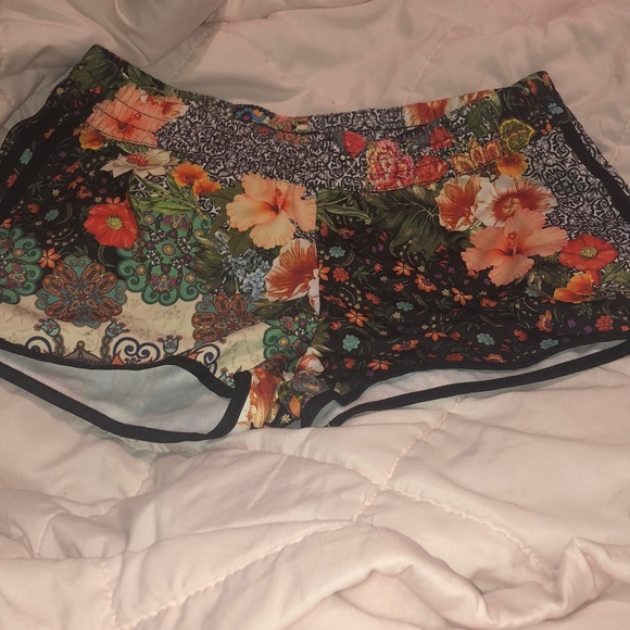 adidas Pants - Adidas shorts
